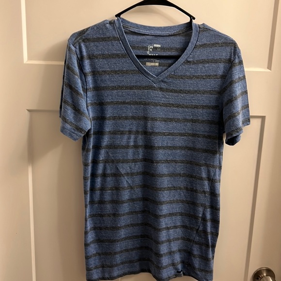 Striped On The Byas T Shirt - Picture 1 of 4